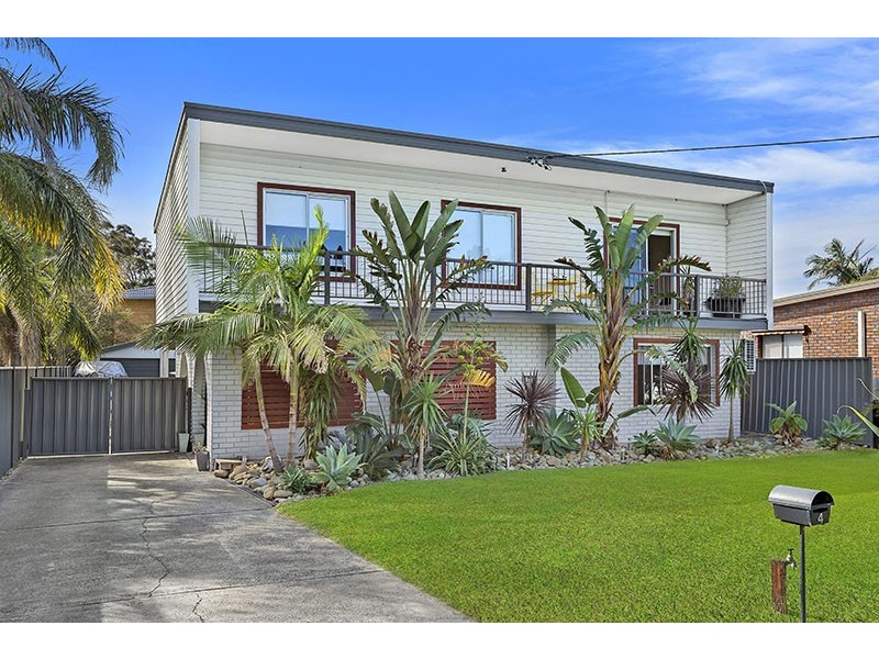 4 Bondi Road, The Entrance North NSW 2261