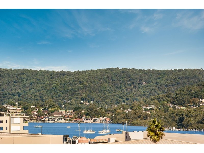 15/26 Watt Street, Gosford NSW 2250