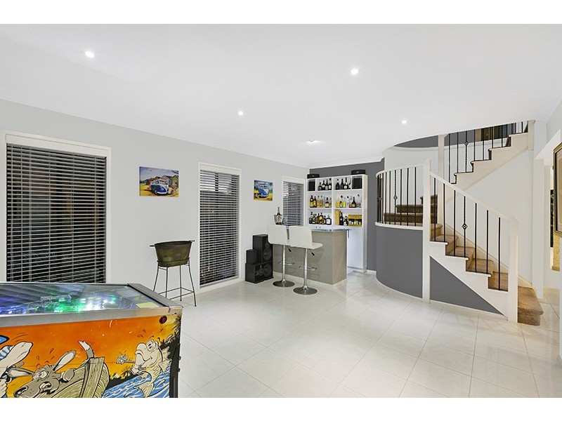 2 Warren Avenue, Avoca Beach NSW 2251