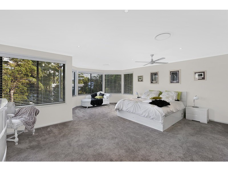 2 Warren Avenue, Avoca Beach NSW 2251