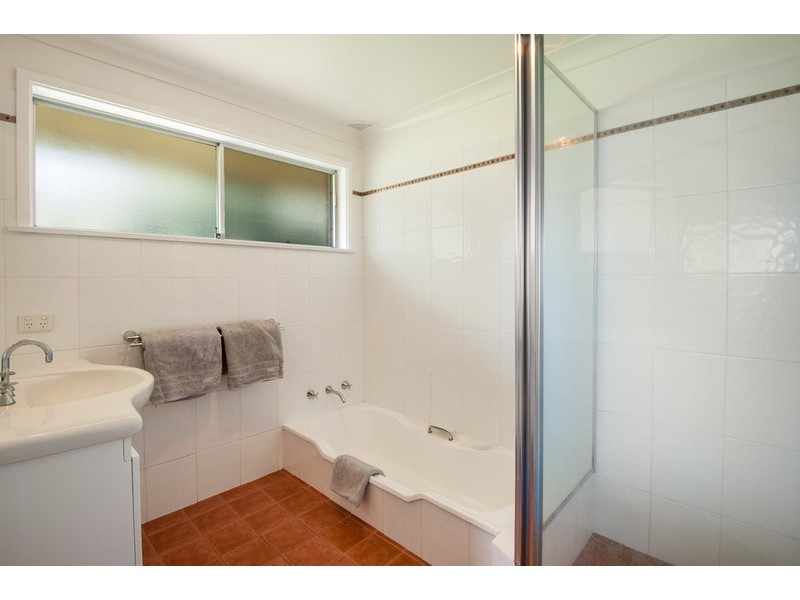 12 Warrina Street, Wamberal NSW 2260