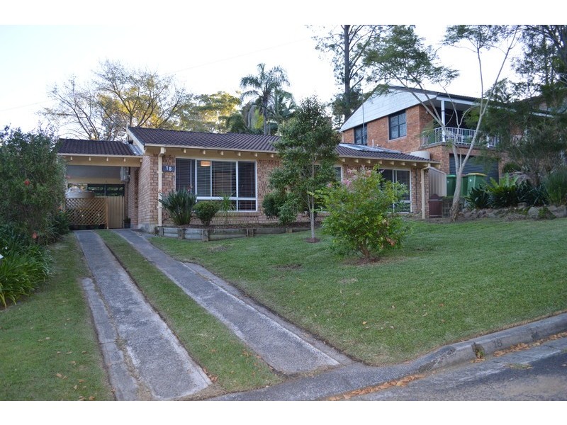 18 Fragar Avenue, Wyoming NSW 2250