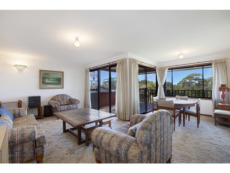 12 Blue View Crescent, Terrigal NSW 2260