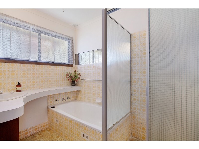 12 Blue View Crescent, Terrigal NSW 2260