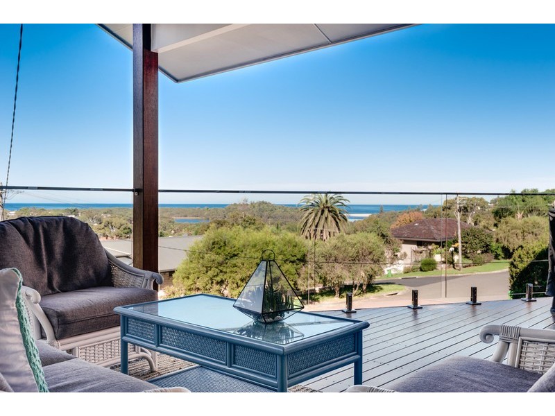 19 Coreen Drive, Wamberal NSW 2260