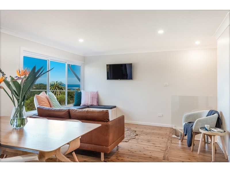 19 Coreen Drive, Wamberal NSW 2260