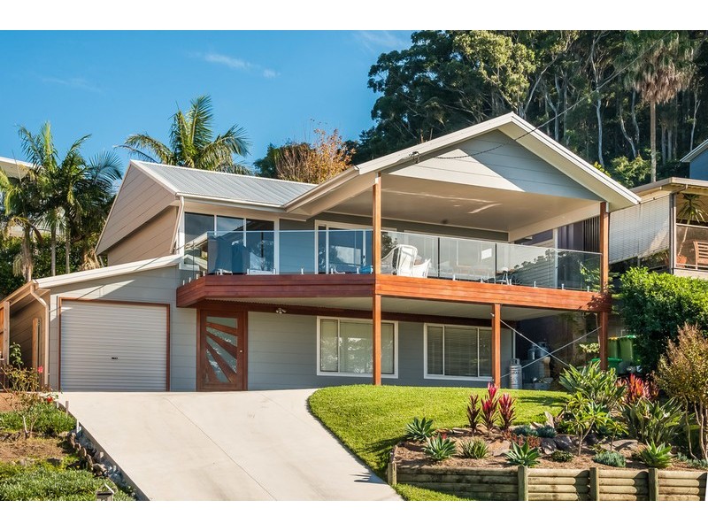 19 Coreen Drive, Wamberal NSW 2260