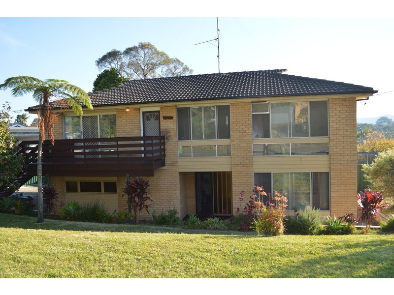 2 Haynes Street, Wyoming NSW 2250