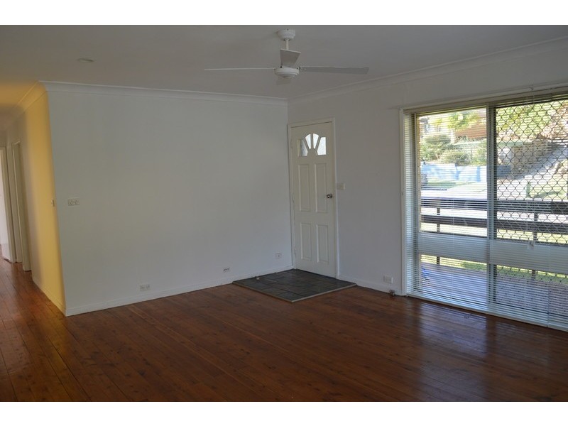 2 Haynes Street, Wyoming NSW 2250
