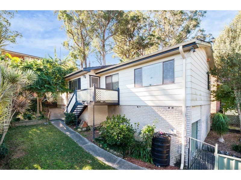3 Oakglen Road, North Gosford NSW 2250