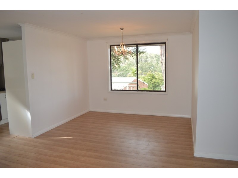 8 Woodview Road, Springfield NSW 2250