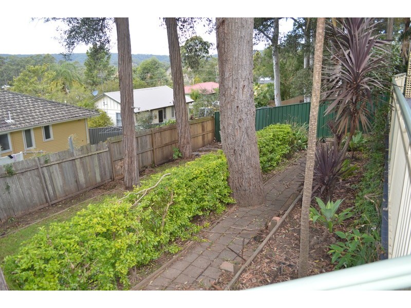8 Woodview Road, Springfield NSW 2250