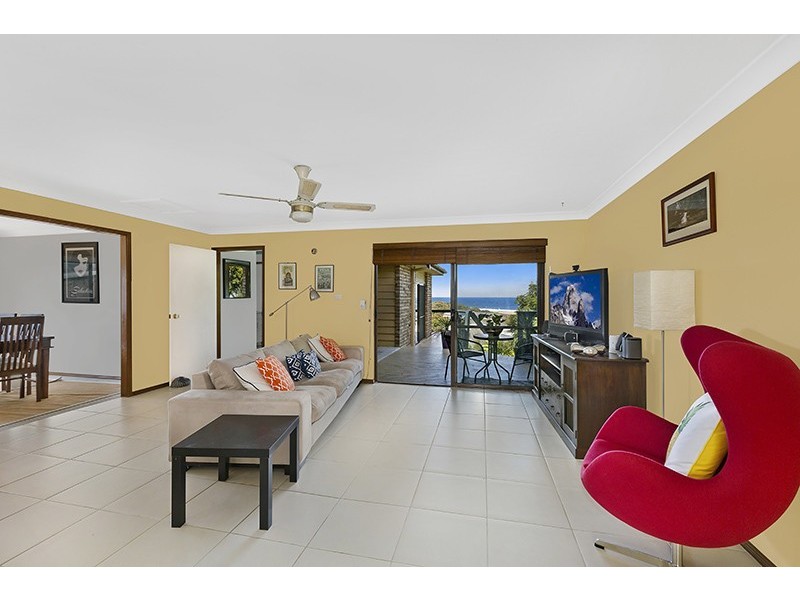 126a Ocean View Drive, Wamberal NSW 2260