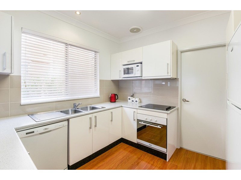 17 Hinemoa Avenue, Killarney Vale NSW 2261