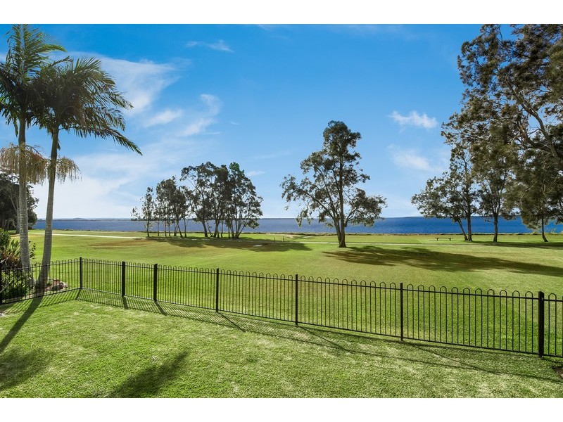 17 Hinemoa Avenue, Killarney Vale NSW 2261