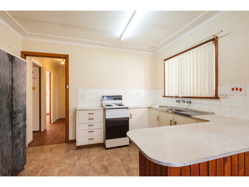 17 Barralong Road, Erina NSW 2250