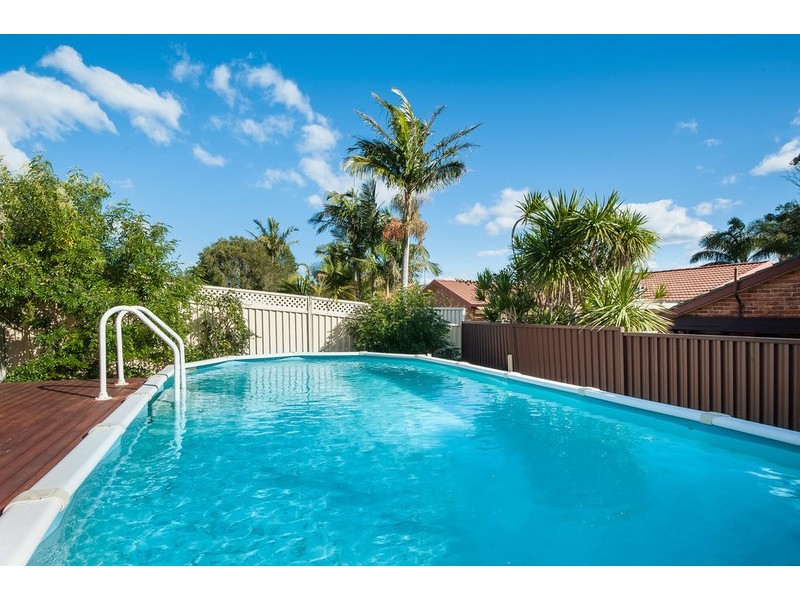 197 Cresthaven Avenue, Bateau Bay NSW 2261