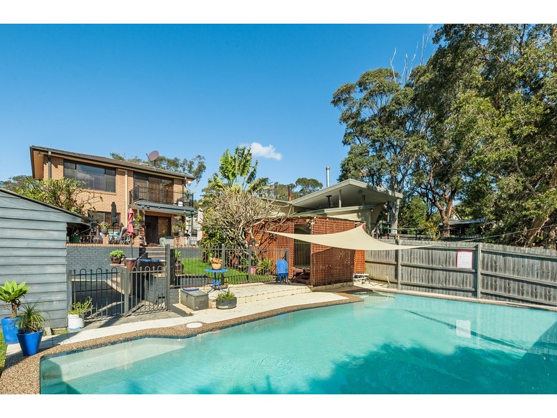 36 John Street, Forresters Beach NSW 2260