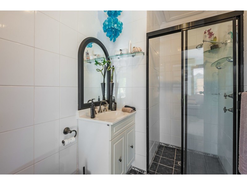 36 John Street, Forresters Beach NSW 2260