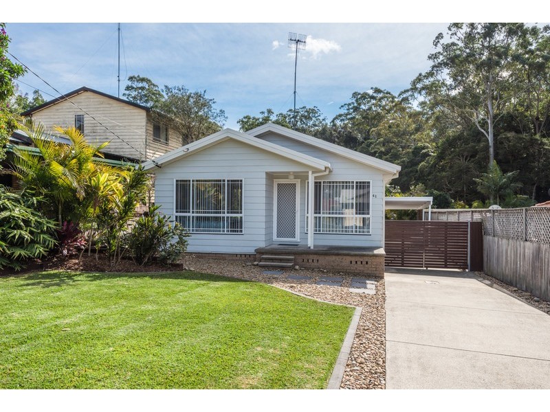 41 Lakala Avenue, Springfield NSW 2250