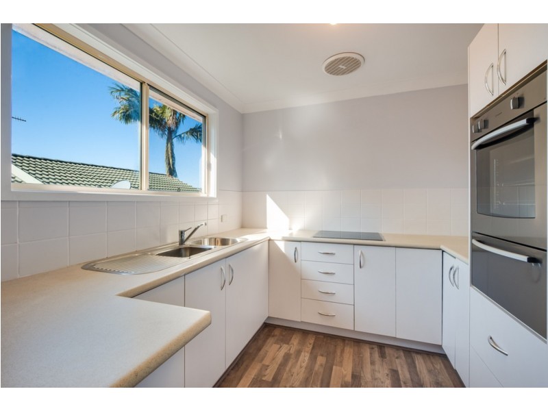 6 Karwin Avenue, Springfield NSW 2250