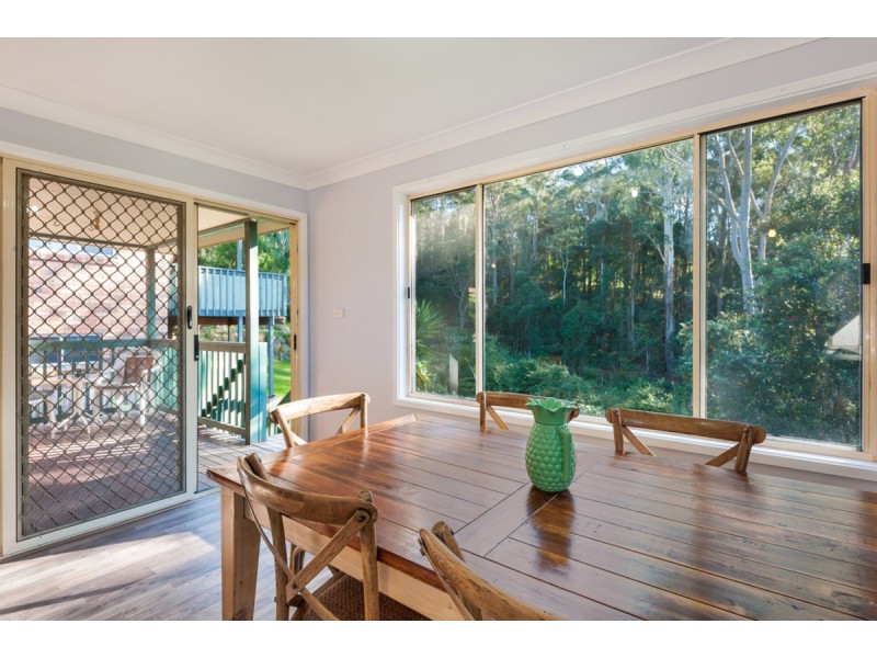 6 Karwin Avenue, Springfield NSW 2250