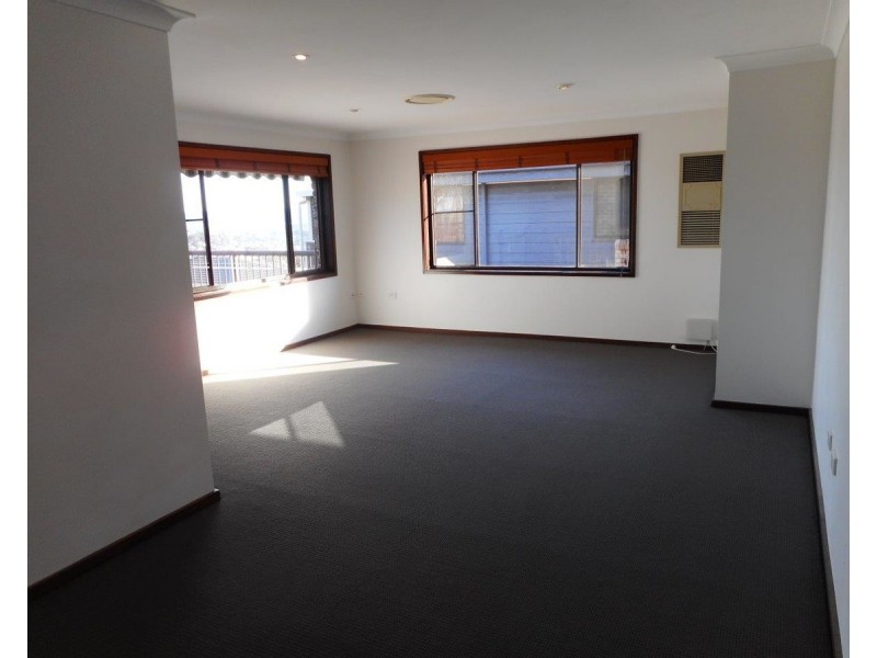 15 Stephenson Road, Bateau Bay NSW 2261