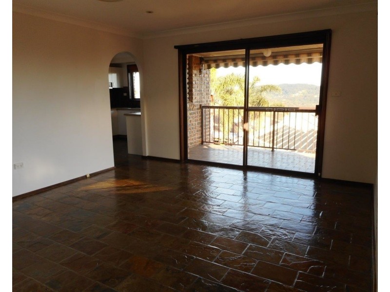 15 Stephenson Road, Bateau Bay NSW 2261