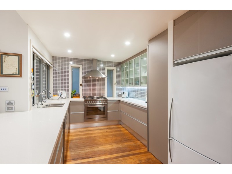 108 The Round Drive, Avoca Beach NSW 2251