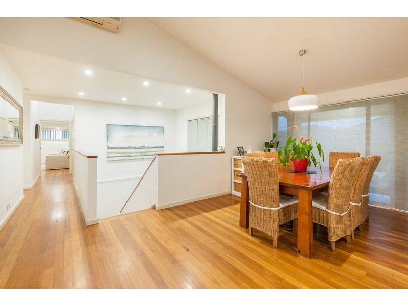 108 The Round Drive, Avoca Beach NSW 2251
