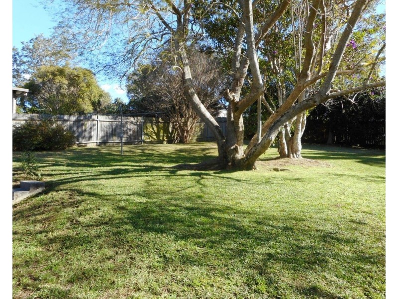 4 Marshdale Road, Springfield NSW 2250