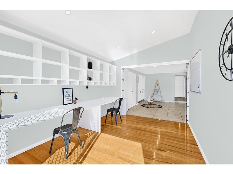20 Captain Cook Crescent, Long Jetty NSW 2261