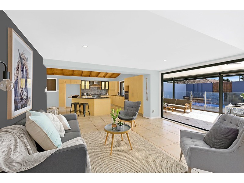 20 Captain Cook Crescent, Long Jetty NSW 2261