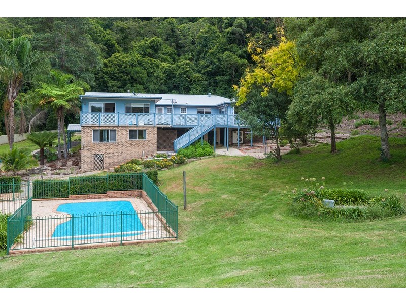90 Brush Road, Wamberal NSW 2260
