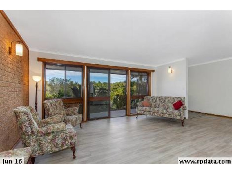 18 Dorset Close, Wamberal NSW 2260