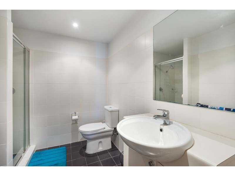 13/80 John Whiteway Drive, Gosford NSW 2250