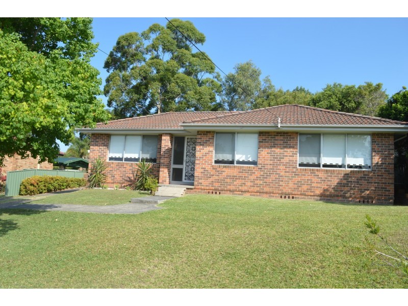 2 Garden Grove, Bateau Bay NSW 2261