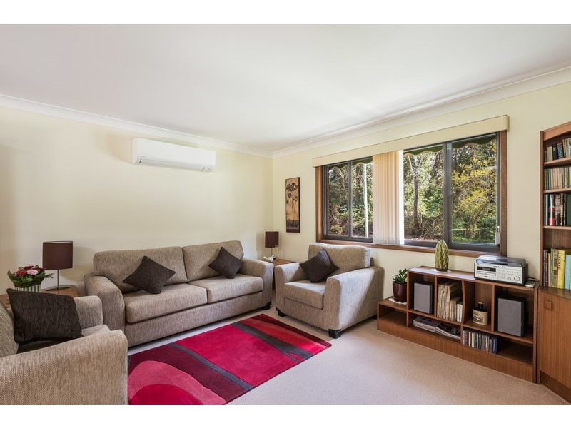 13 Pangari Close, Wyoming NSW 2250