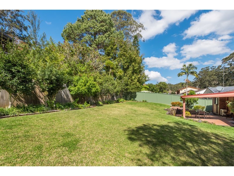 13 Pangari Close, Wyoming NSW 2250