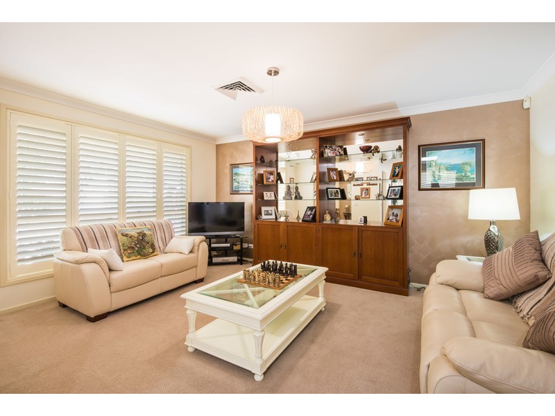 34 Thames Drive, Erina NSW 2250