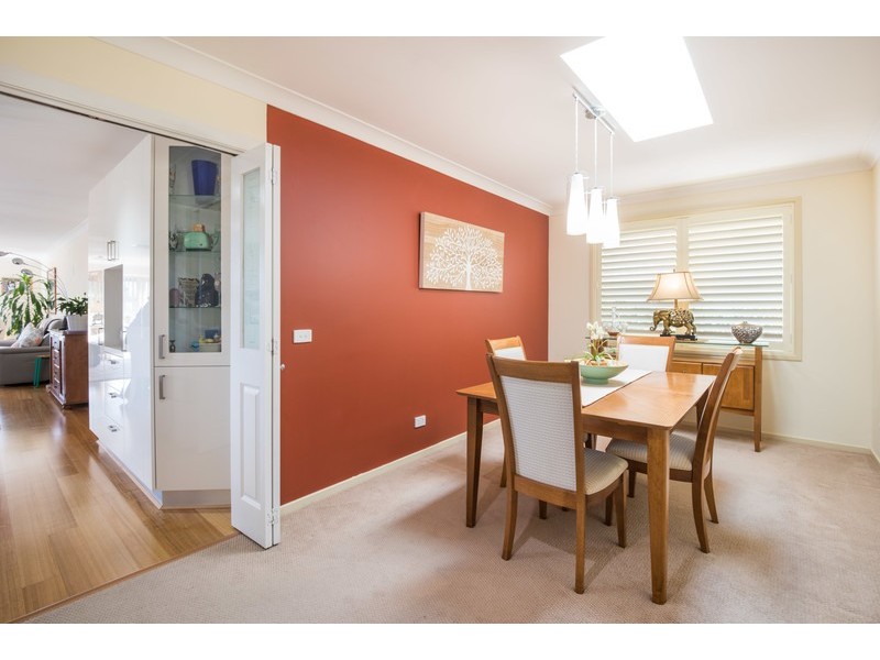 34 Thames Drive, Erina NSW 2250