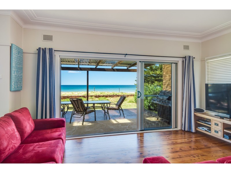 147 Avoca Drive, Avoca Beach NSW 2251