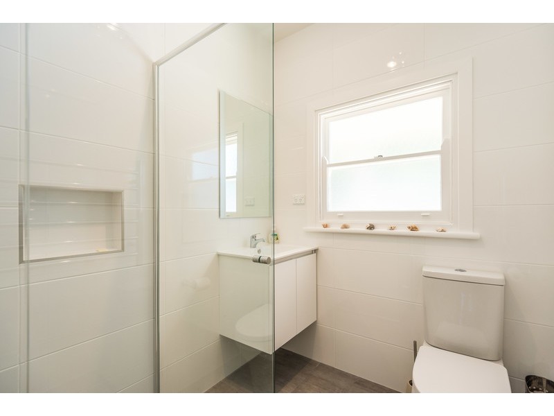 147 Avoca Drive, Avoca Beach NSW 2251