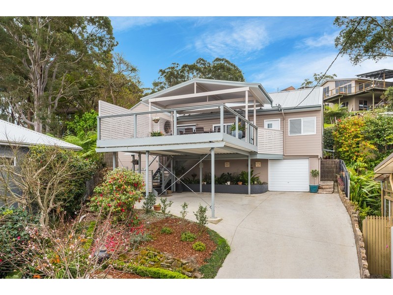 33 Headlam Parade, Springfield NSW 2250