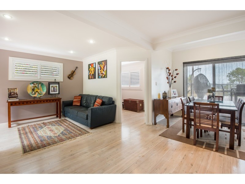 33 Headlam Parade, Springfield NSW 2250