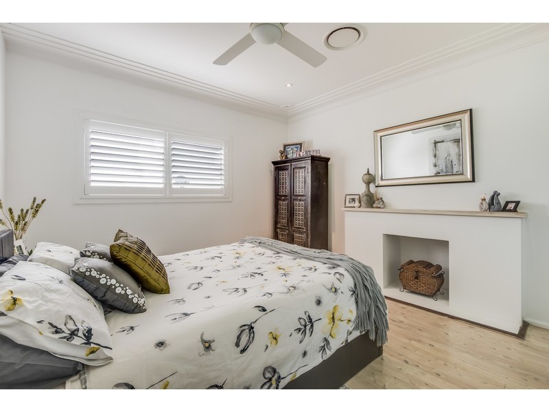 33 Headlam Parade, Springfield NSW 2250