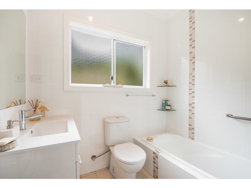 33 Headlam Parade, Springfield NSW 2250