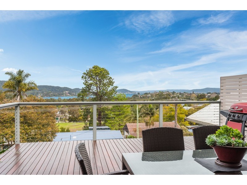 33 Headlam Parade, Springfield NSW 2250