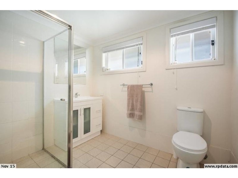 8 Lakewood Avenue, Green Point NSW 2251