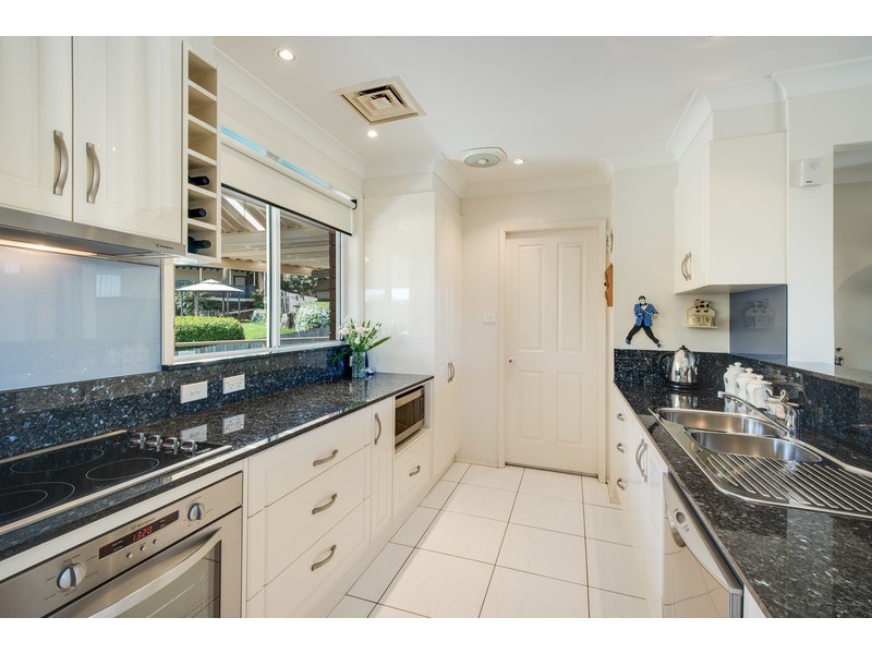 3 Angus Avenue, Wyoming NSW 2250